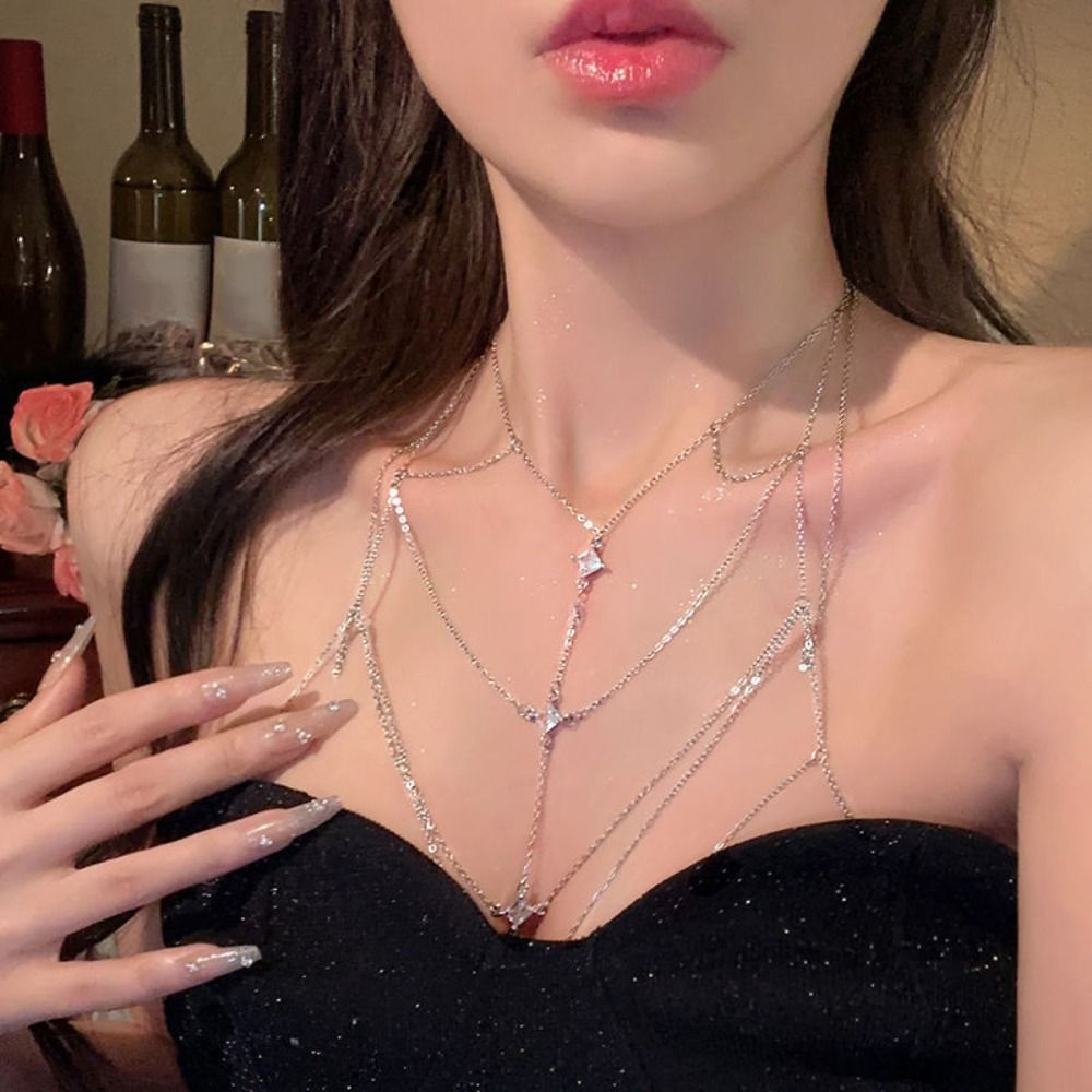 Glitter Rhinestone Bust Chain  - Body Jewelry Unique ulasan dan harga